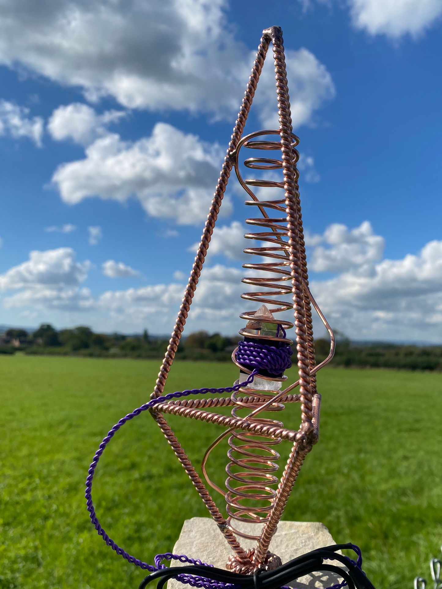 Empowerment Cubit Bipyramidal Tetrahedron Harmoniser with Succor Punch Core (188MHz)