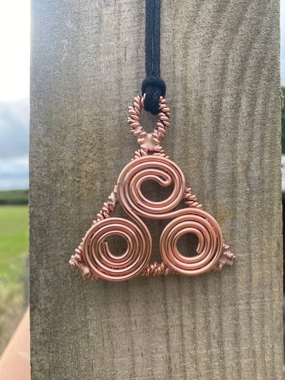 "Kingdom of Bards" Double Twisted Triangular Tensor Triskelion Scalar Amulet