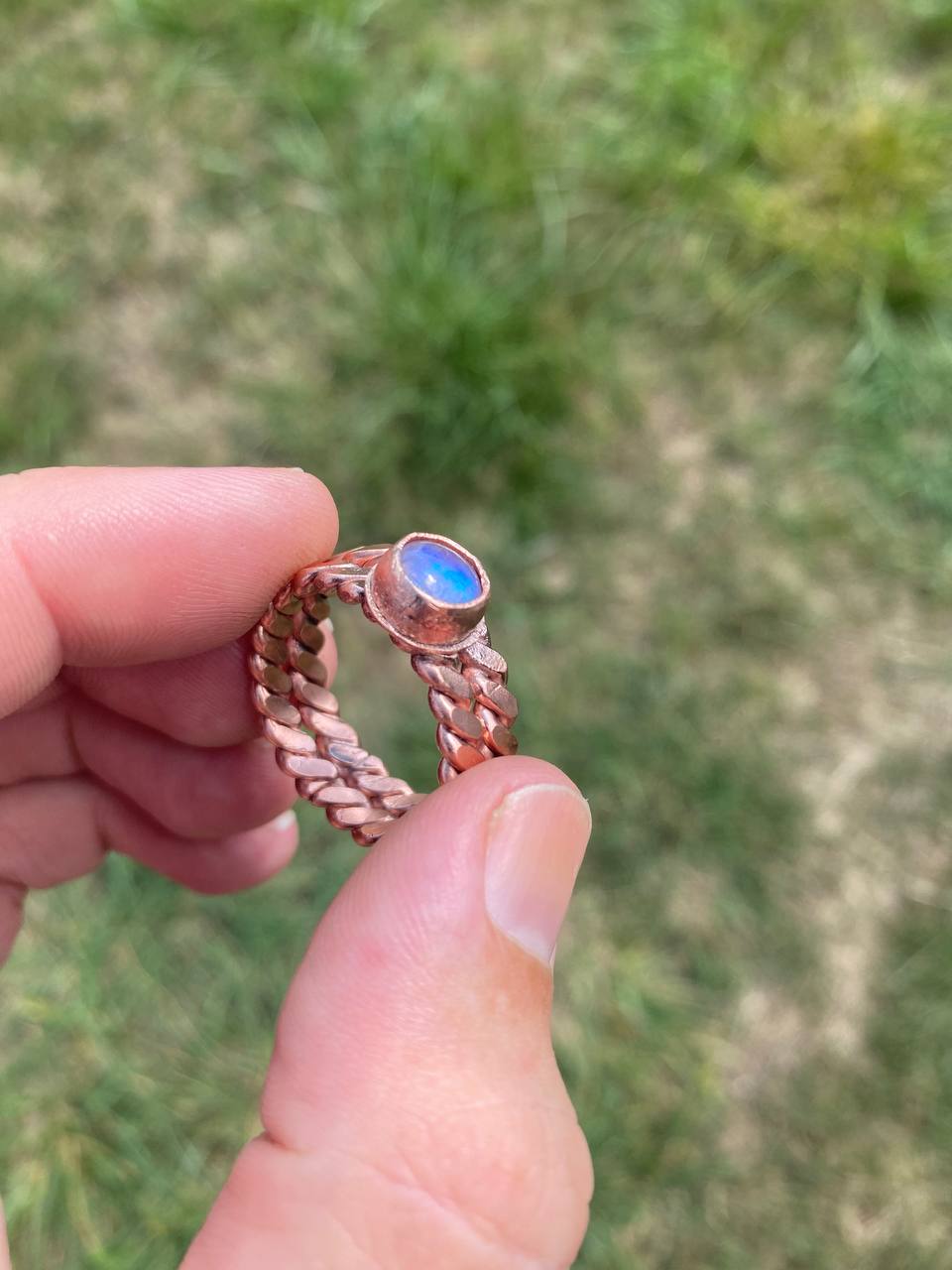 Lost Cubit (177MHz) Tensor Finger Ring with Moonstone Size X (12 USA)