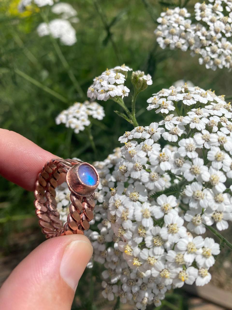 Lost Cubit (177MHz) Tensor Finger Ring with Moonstone Size X (12 USA)
