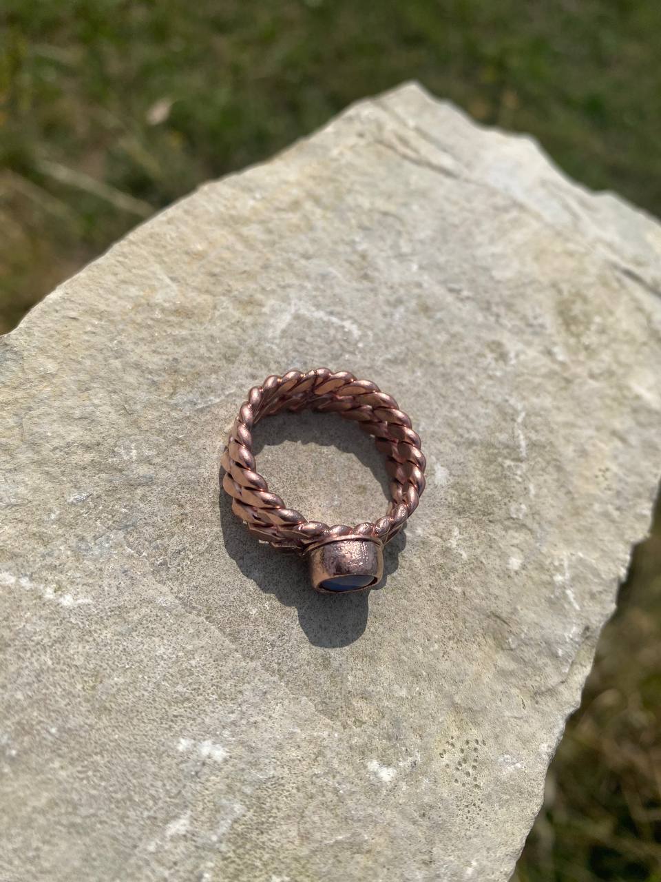 Lost Cubit (177MHz) Tensor Finger Ring with Moonstone Size X (12 USA)