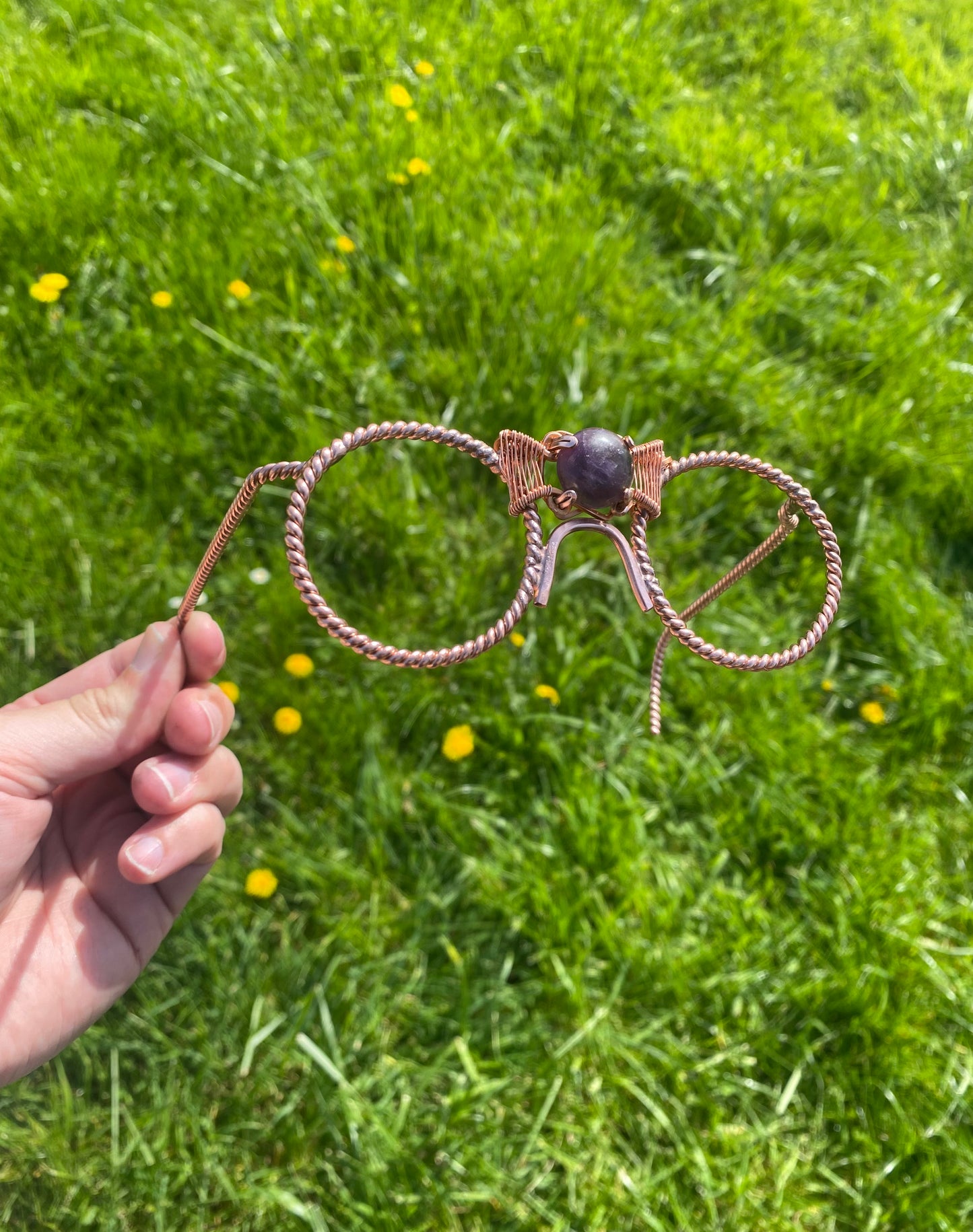 Empowerment Cubit Tensor Ring Eye Glasses with Amethyst (188MHz)