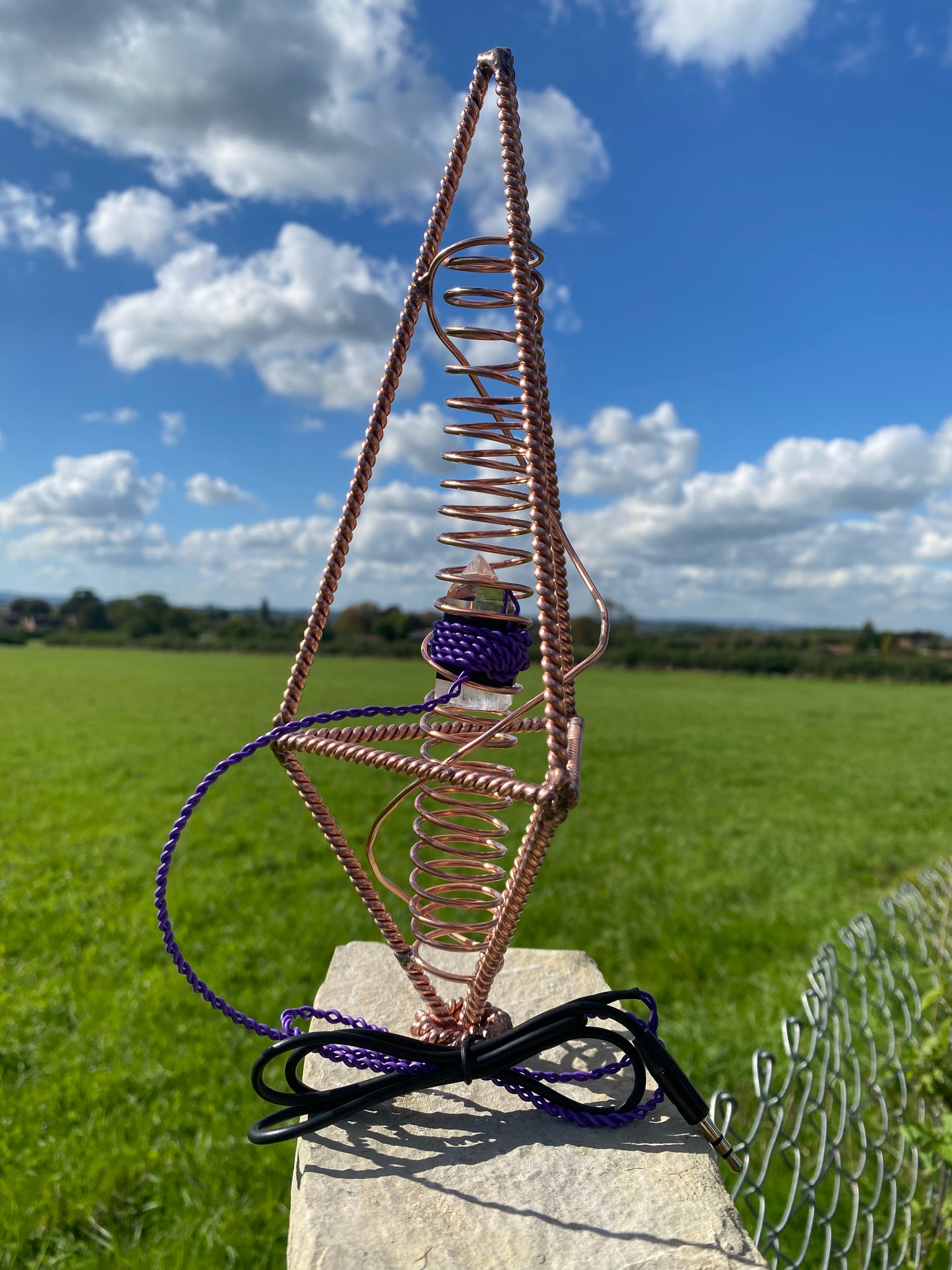 Empowerment Cubit Bipyramidal Tetrahedron Harmoniser with Succor Punch Core (188MHz)