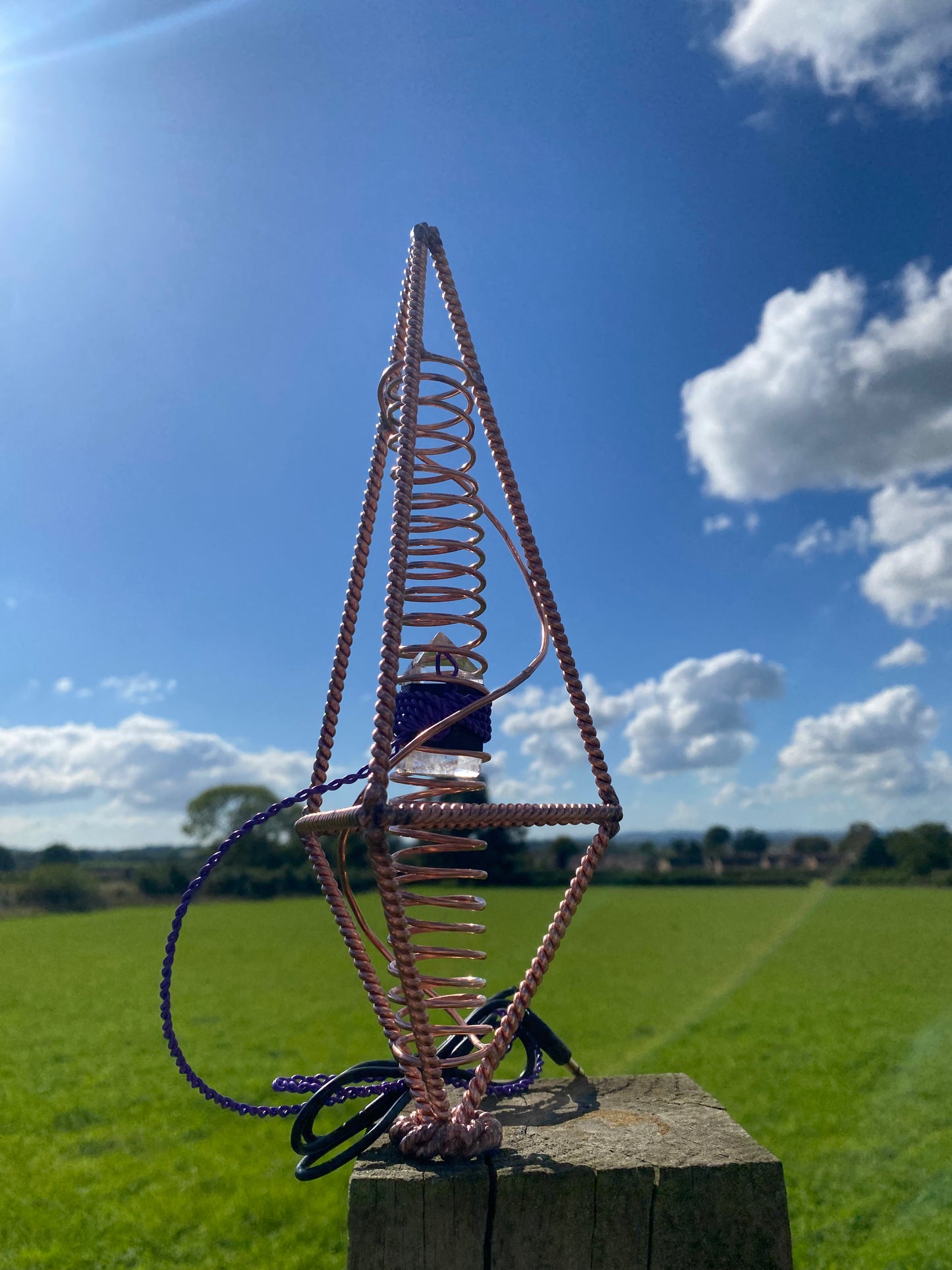 Empowerment Cubit Bipyramidal Tetrahedron Harmoniser with Succor Punch Core (188MHz)