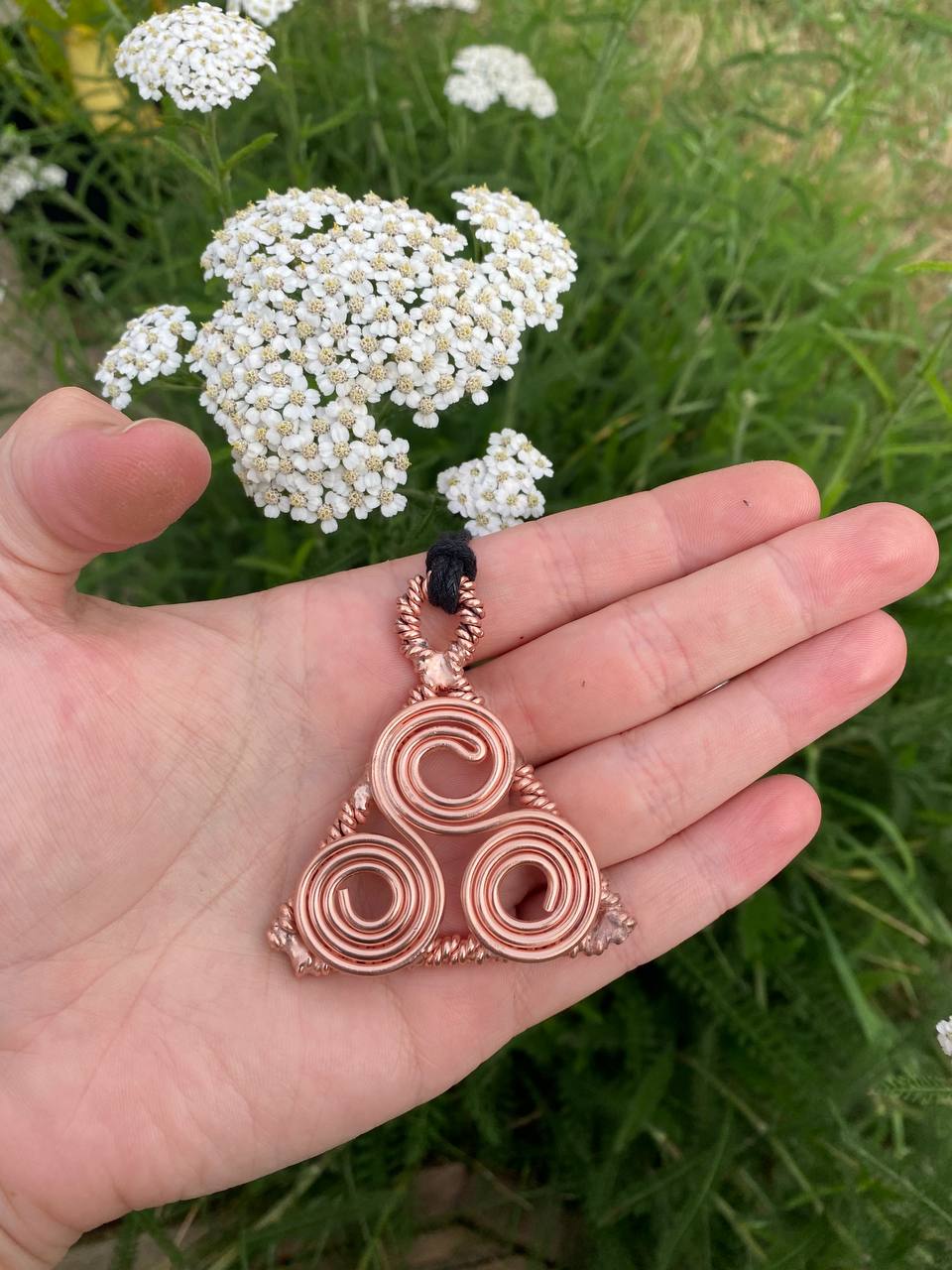 "Kingdom of Bards" Double Twisted Triangular Tensor Triskelion Scalar Amulet