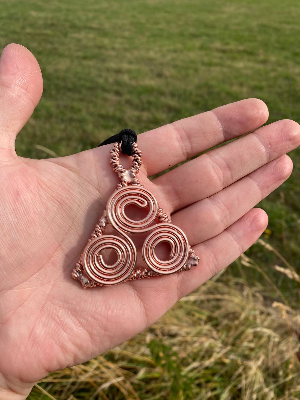 "Kingdom of Bards" Double Twisted Triangular Tensor Triskelion Scalar Amulet