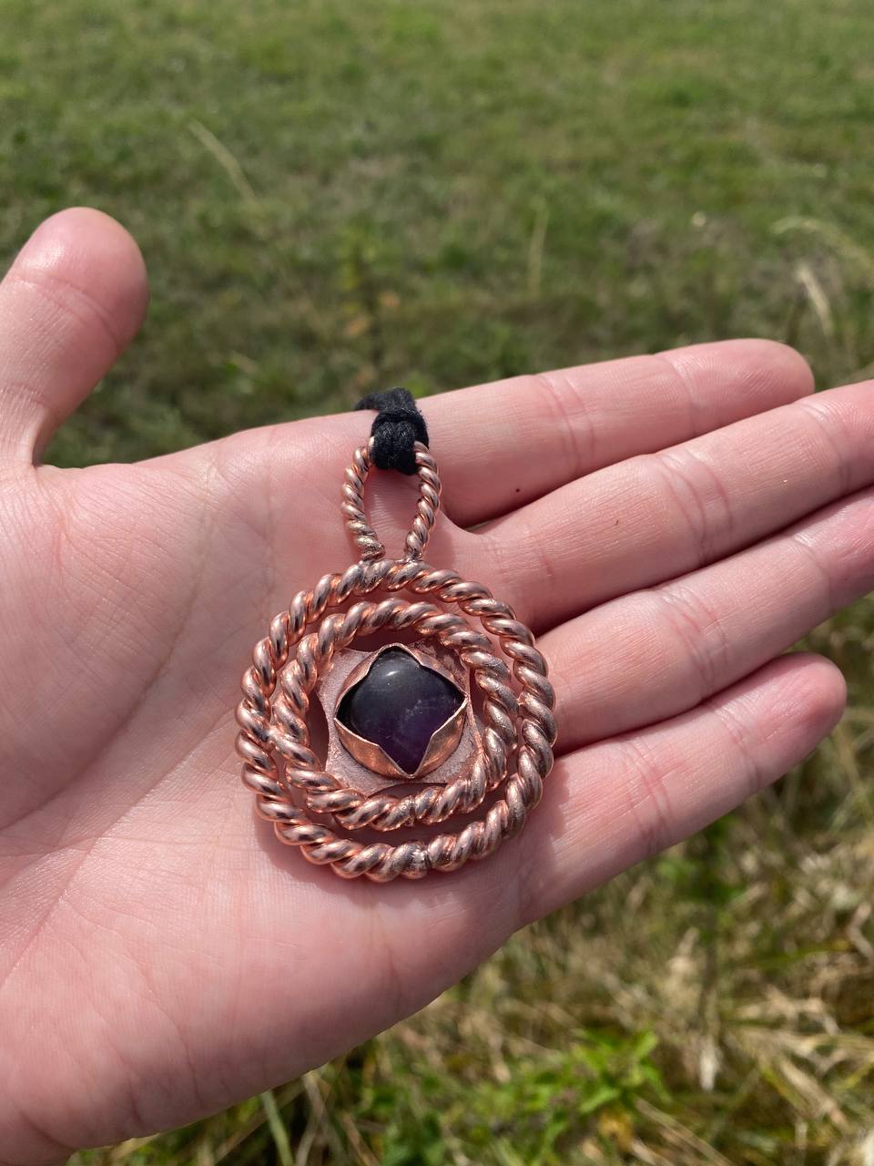 Lost & Empowerment Cubit Tensor Ring Amethyst Synergy Amulet